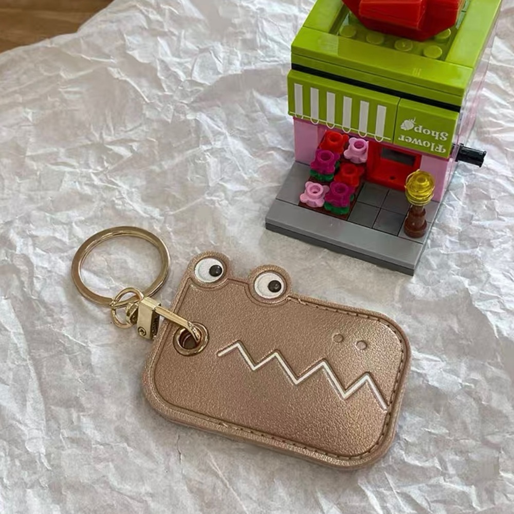 Crocodile keychain
